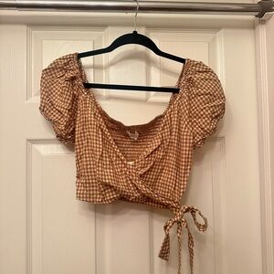 Gingham Puff Sleeve Wrap Crop Top